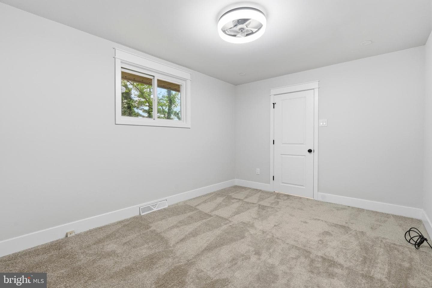 422 Privet Road photo 16