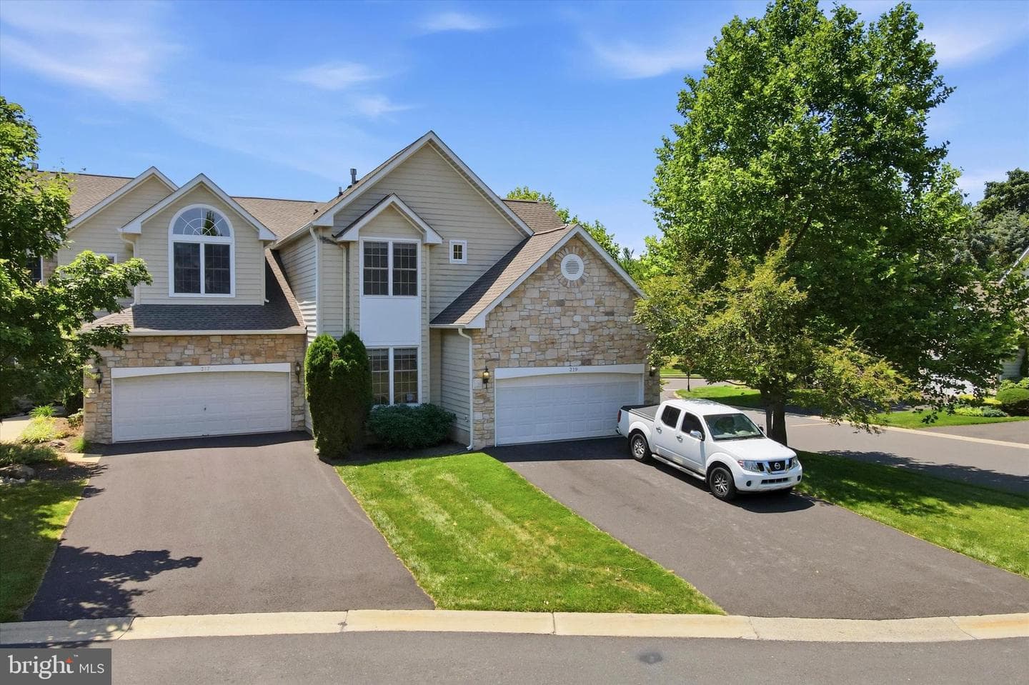 219 Birkdale Drive photo 3