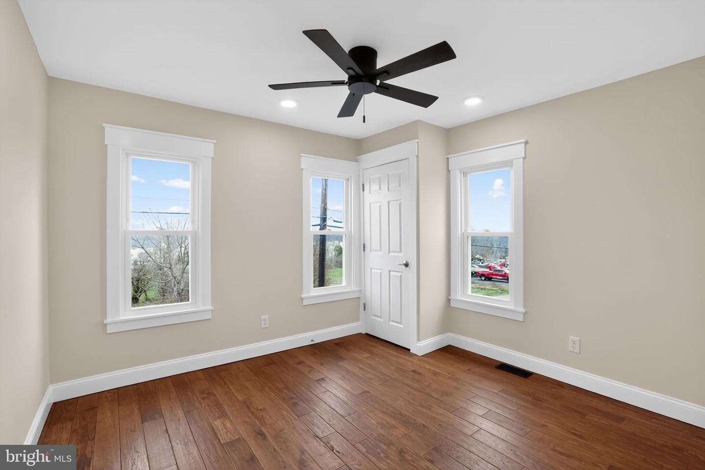 128 Maugers Mill Road photo 16