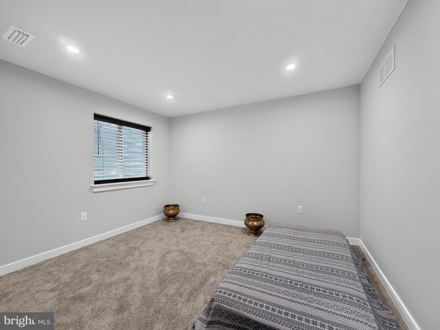 1061 Lifford Road photo 33