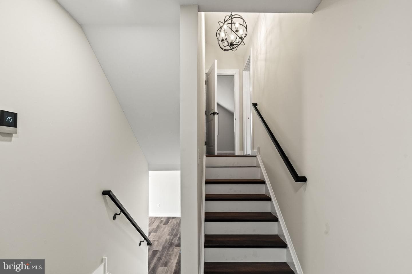 204 Cambridge Road photo 26