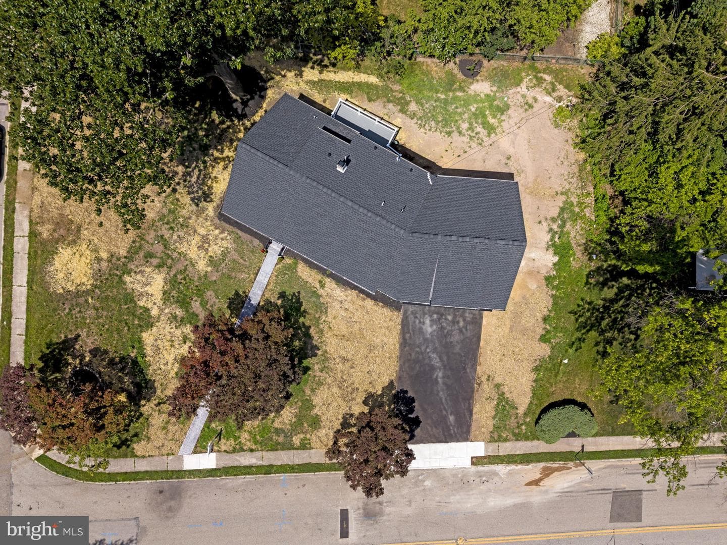 204 Cambridge Road photo 55