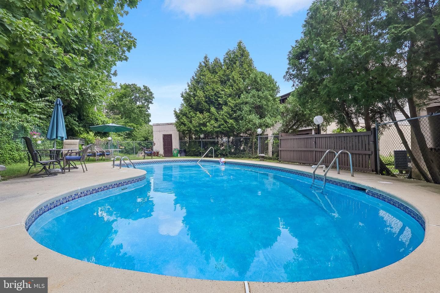 550 York Road N #13-B photo 38