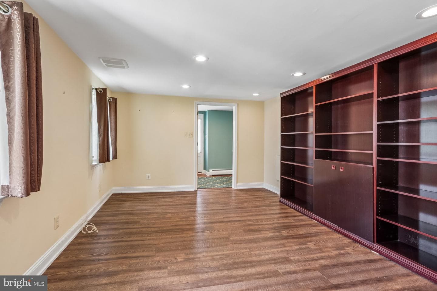2681 Burton Road photo 37