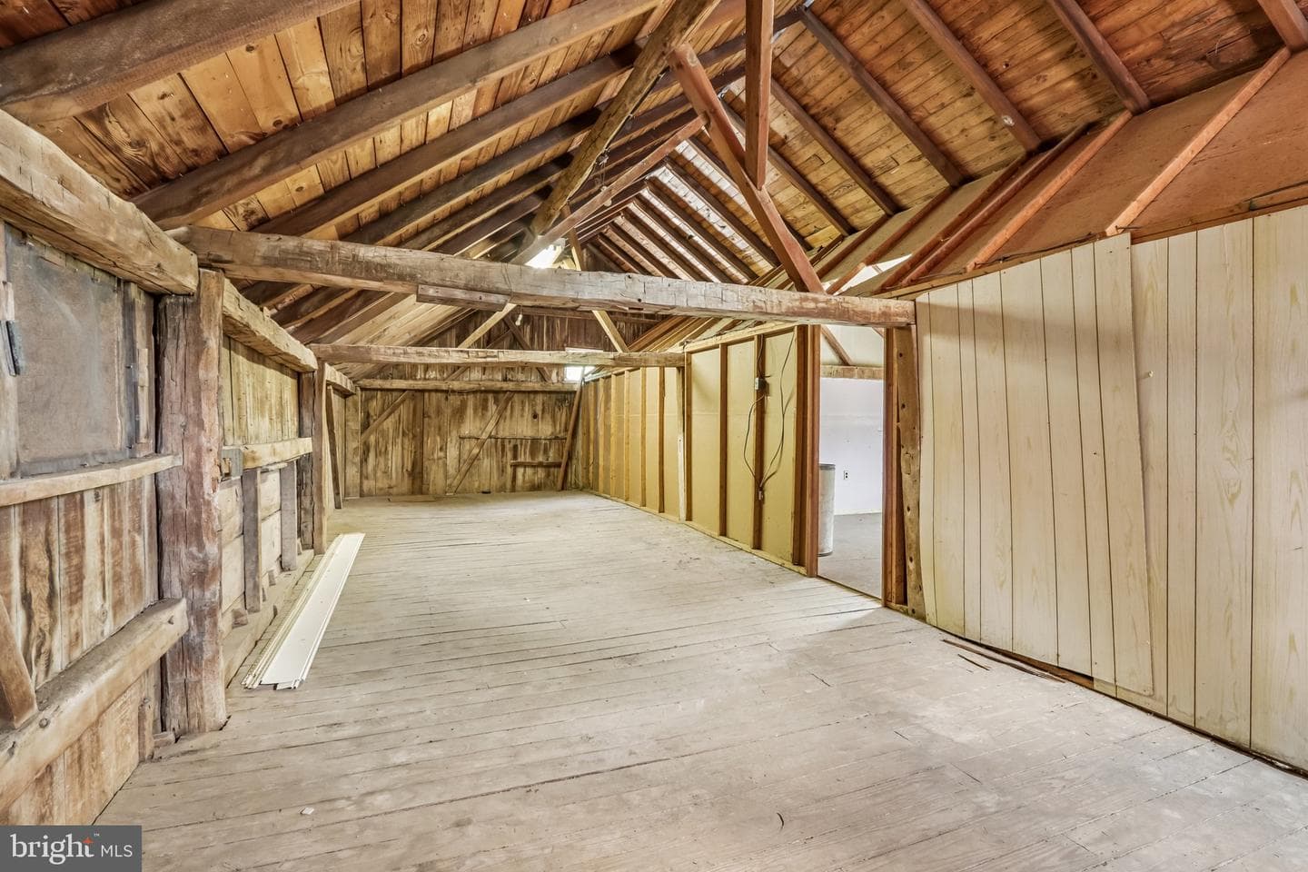 2681 Burton Road photo 64