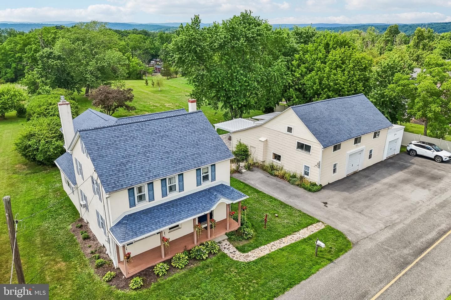 2681 Burton Road photo 86