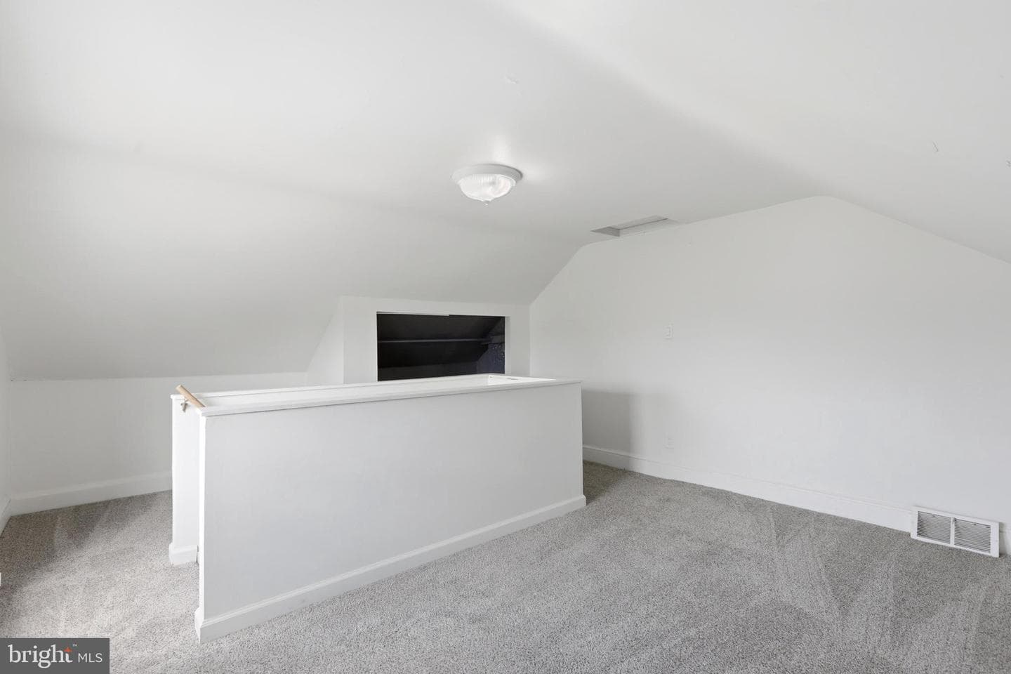712 Wells Street photo 18