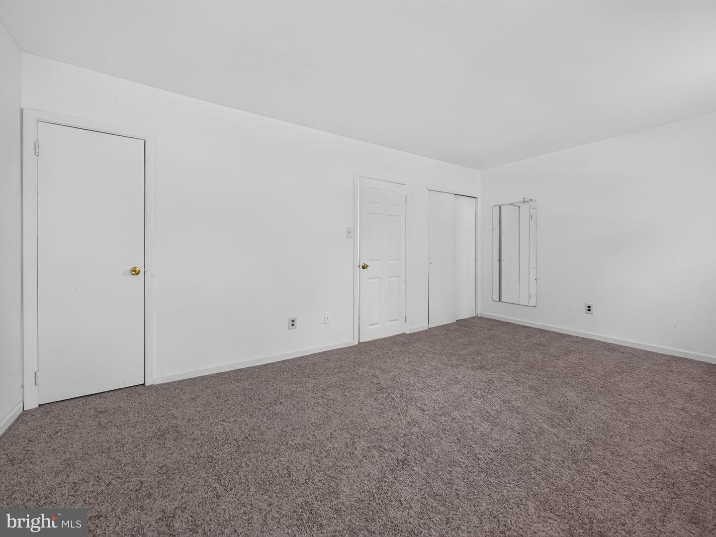 1098 Bayless Place photo 16