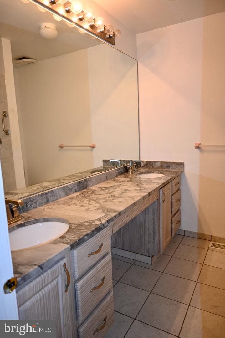 7201 Union Court photo 9