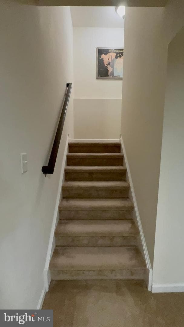 2114 Larkspur Court photo 35