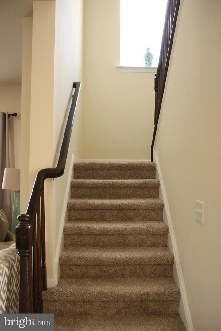 2114 Larkspur Court photo 38