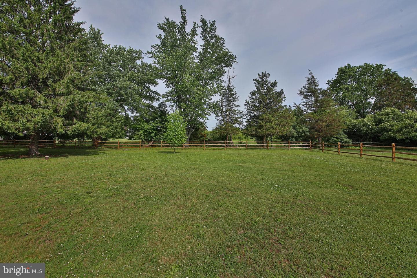 2850 Thompson Road photo 18