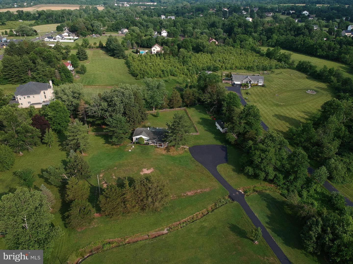 2850 Thompson Road photo 23