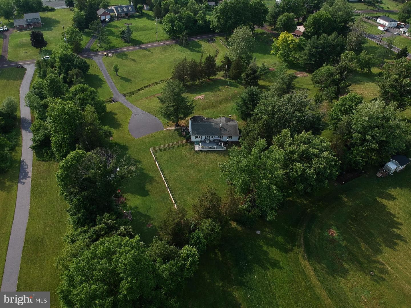 2850 Thompson Road photo 25