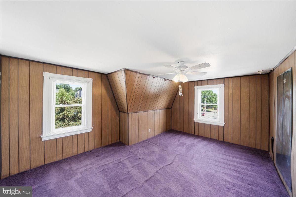 16 W Spring Avenue photo 30