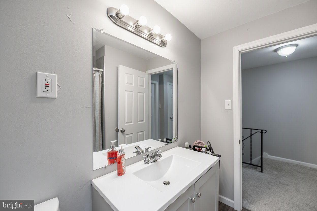 1028 Walnut photo 21