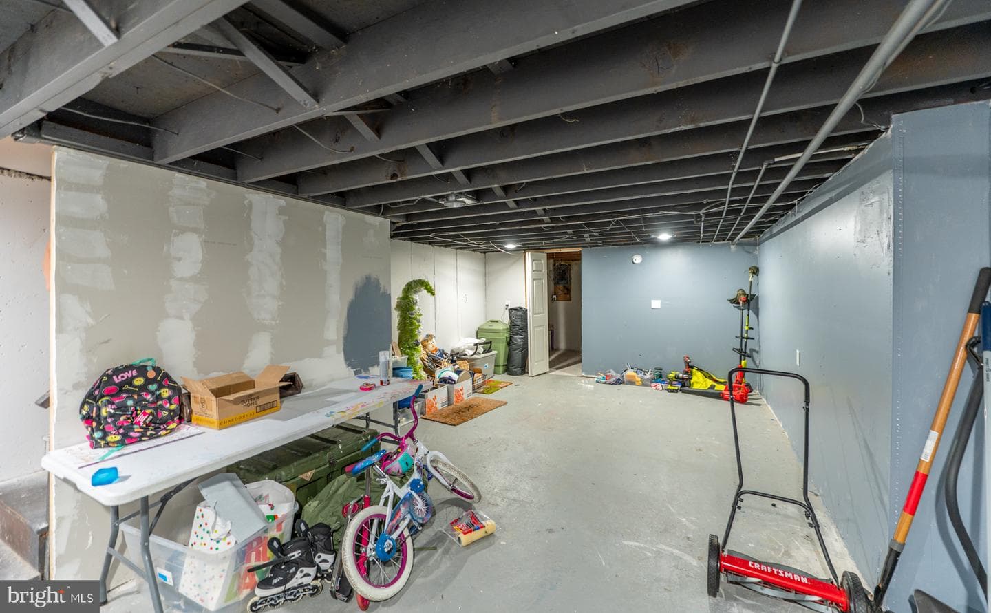 1028 Walnut photo 23