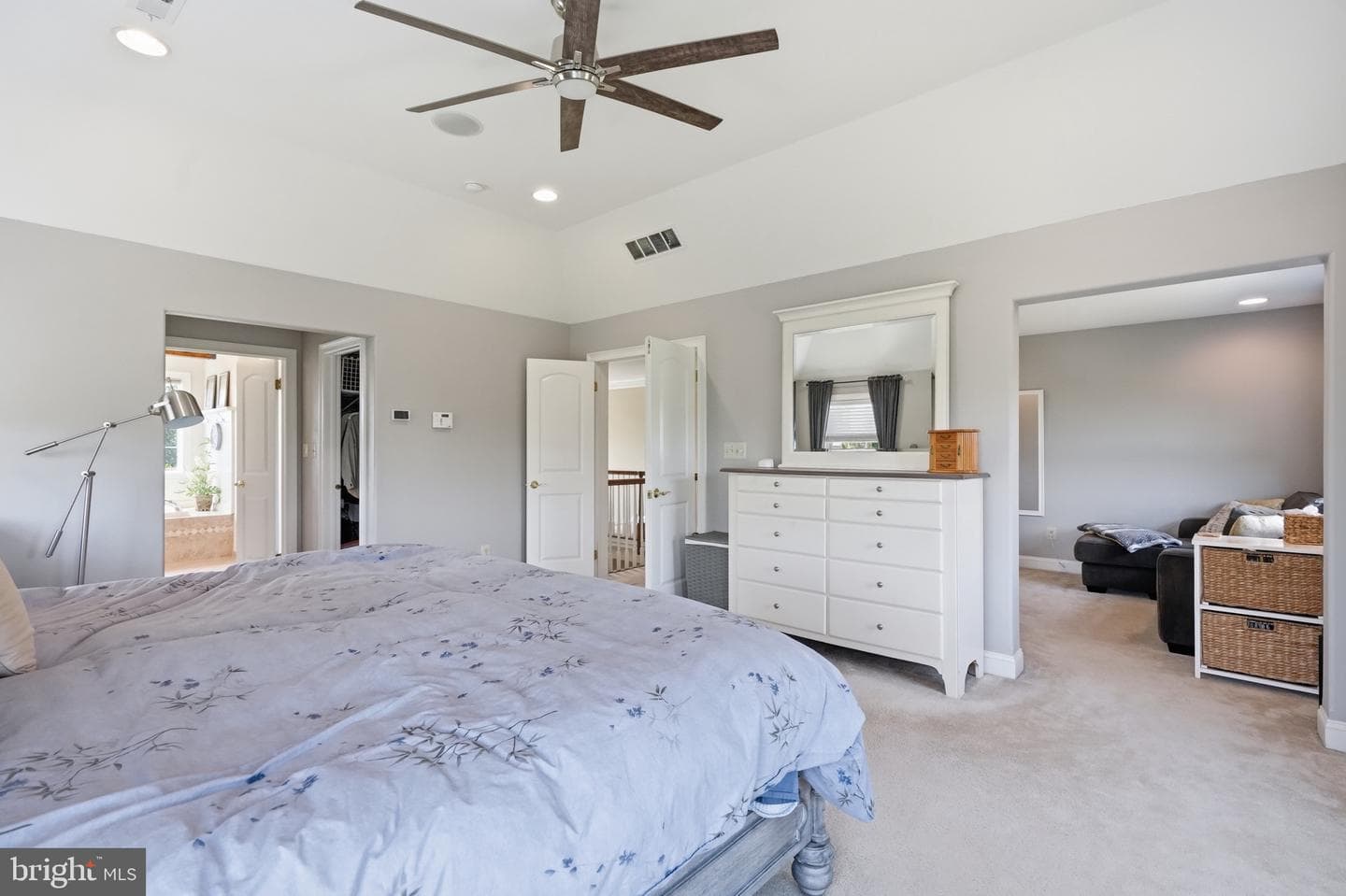 879 Ashbourne Way photo 24