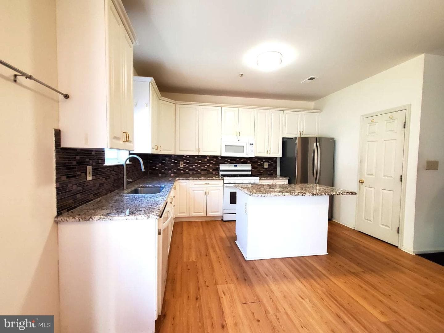 627 Fawn Circle photo 6