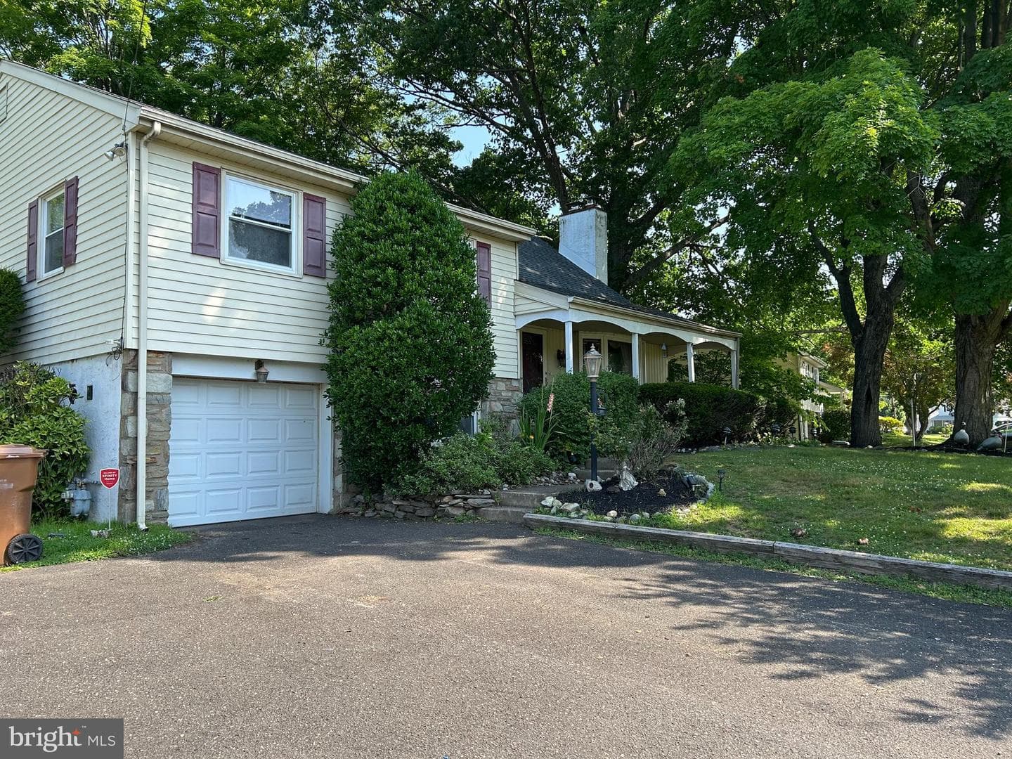 1252 Hoffman Rd, Ambler