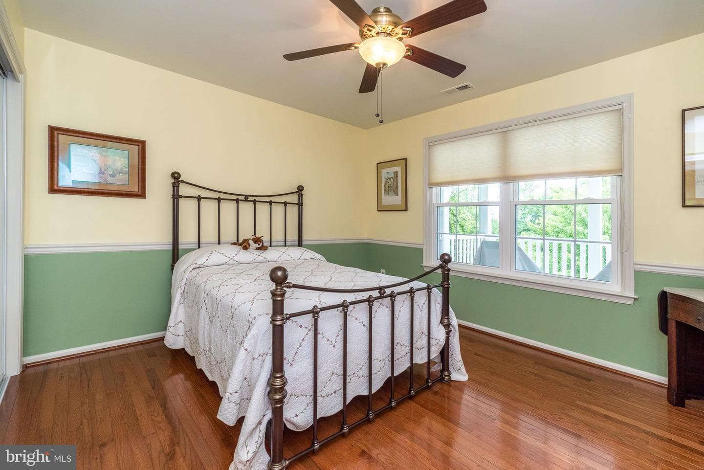 650 Grantham Lane photo 26