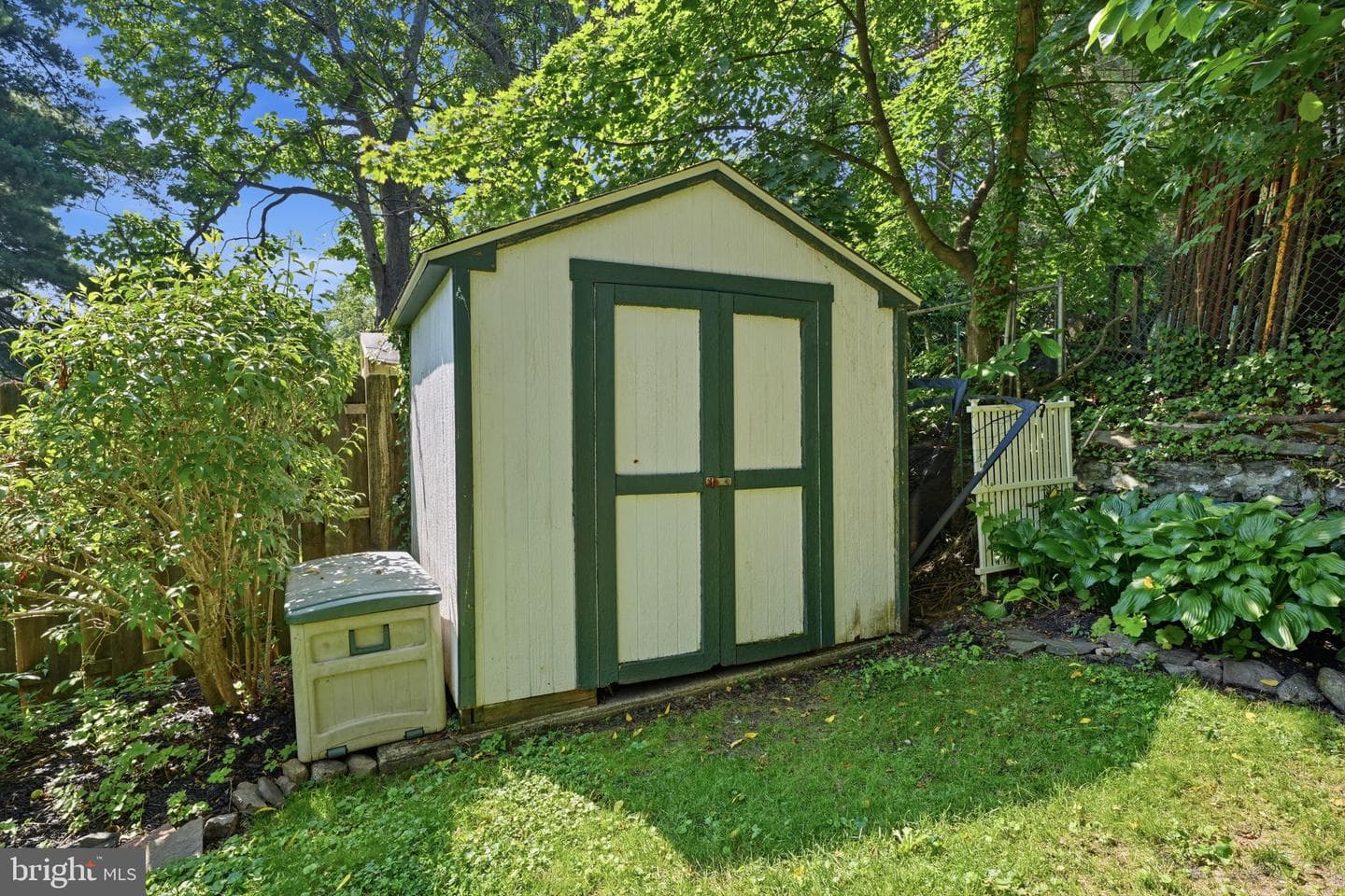 1272 Ashbourne Road photo 29