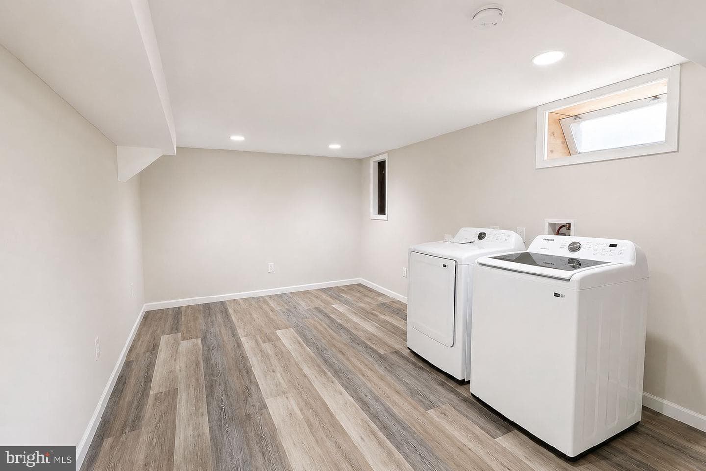 189 Hoover photo 15