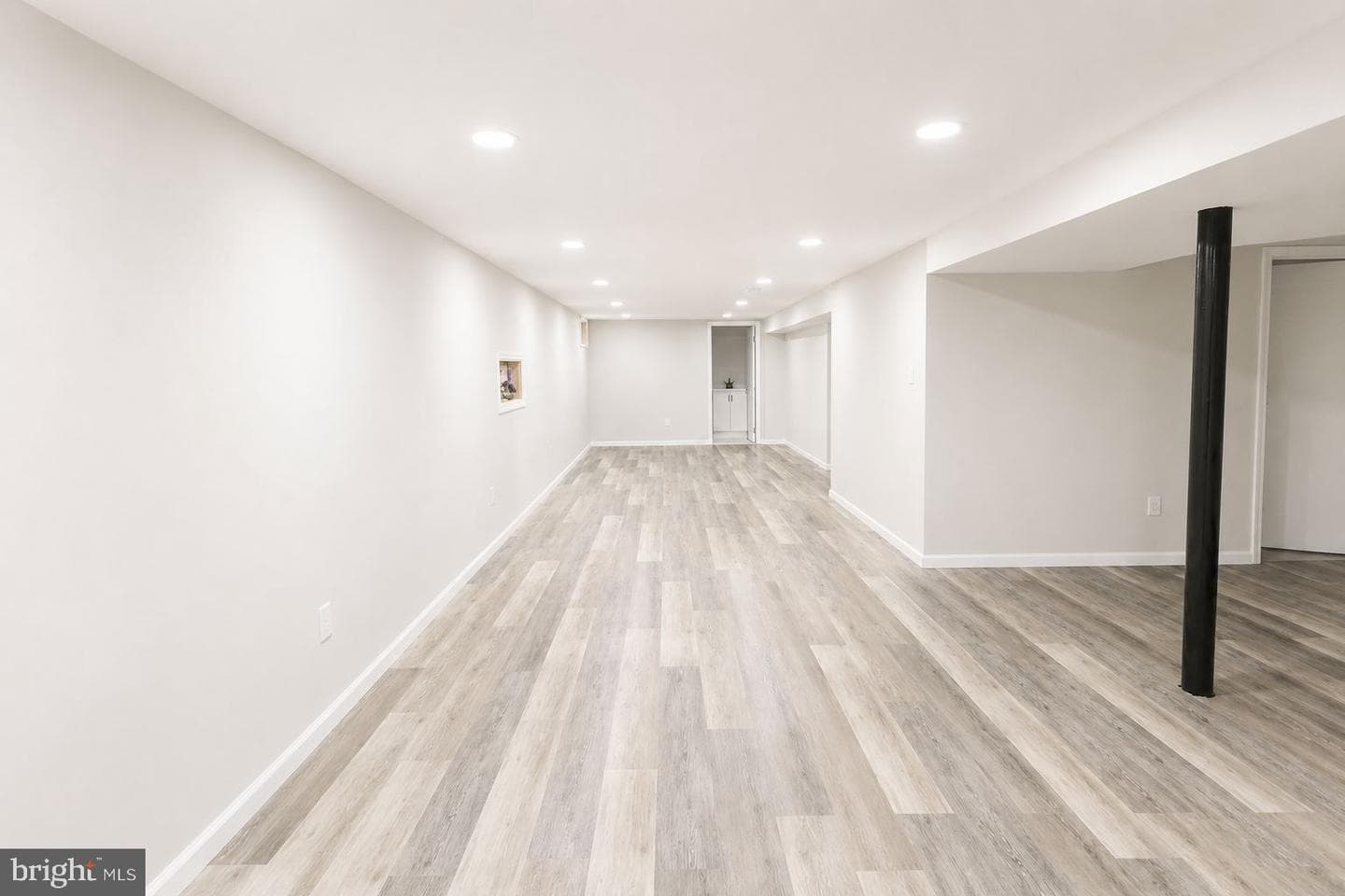 189 Hoover photo 17
