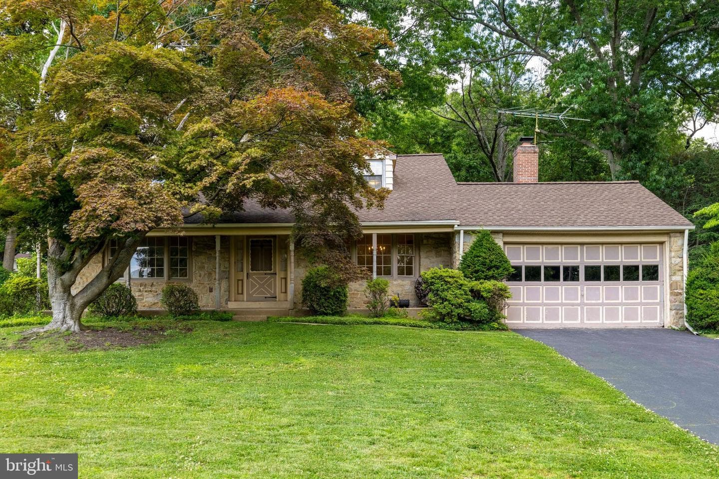 1051 Kipling Road, Jenkintown