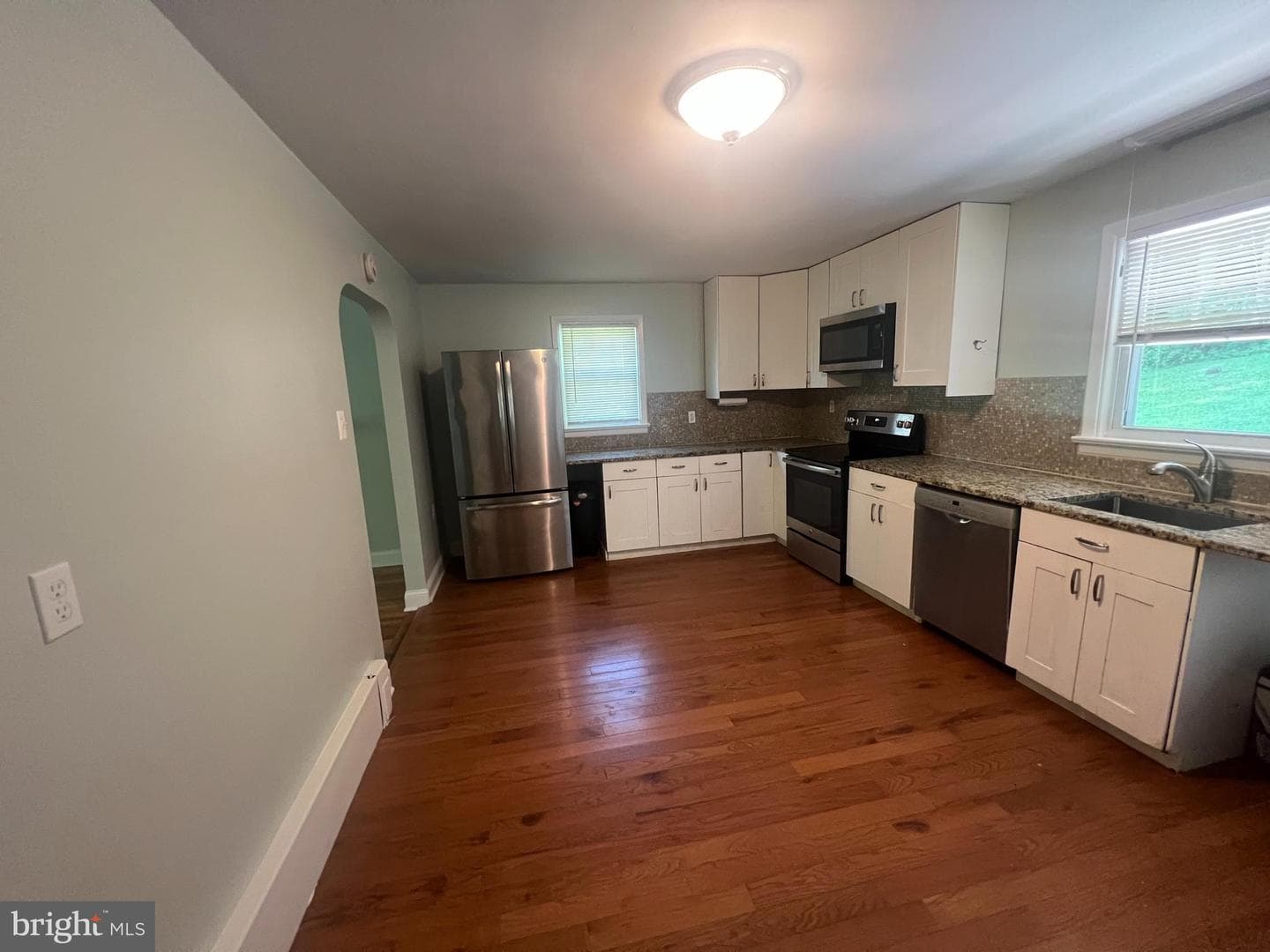 361 Spring Garden Street photo 6