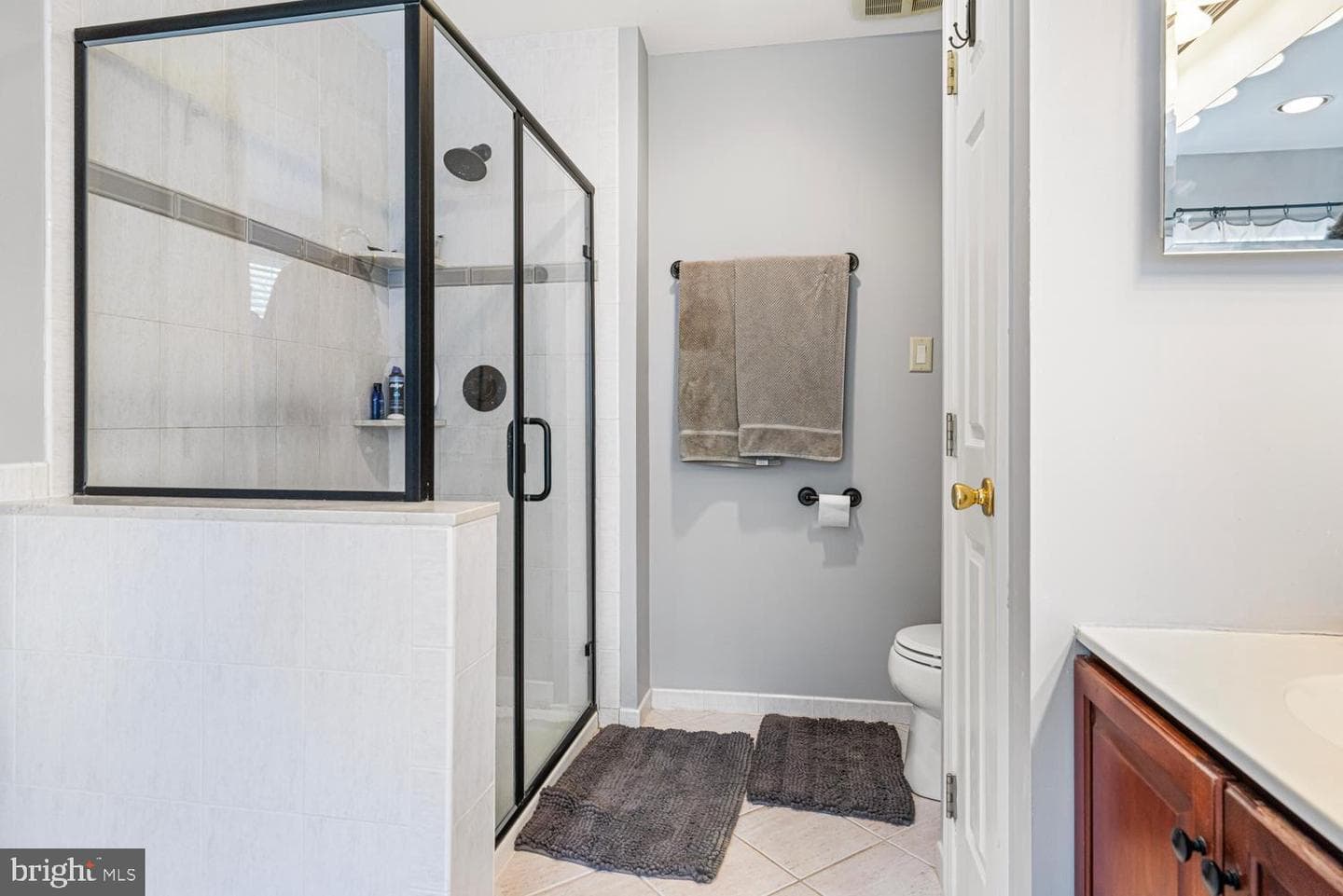 20 Greenshire Boulevard photo 23
