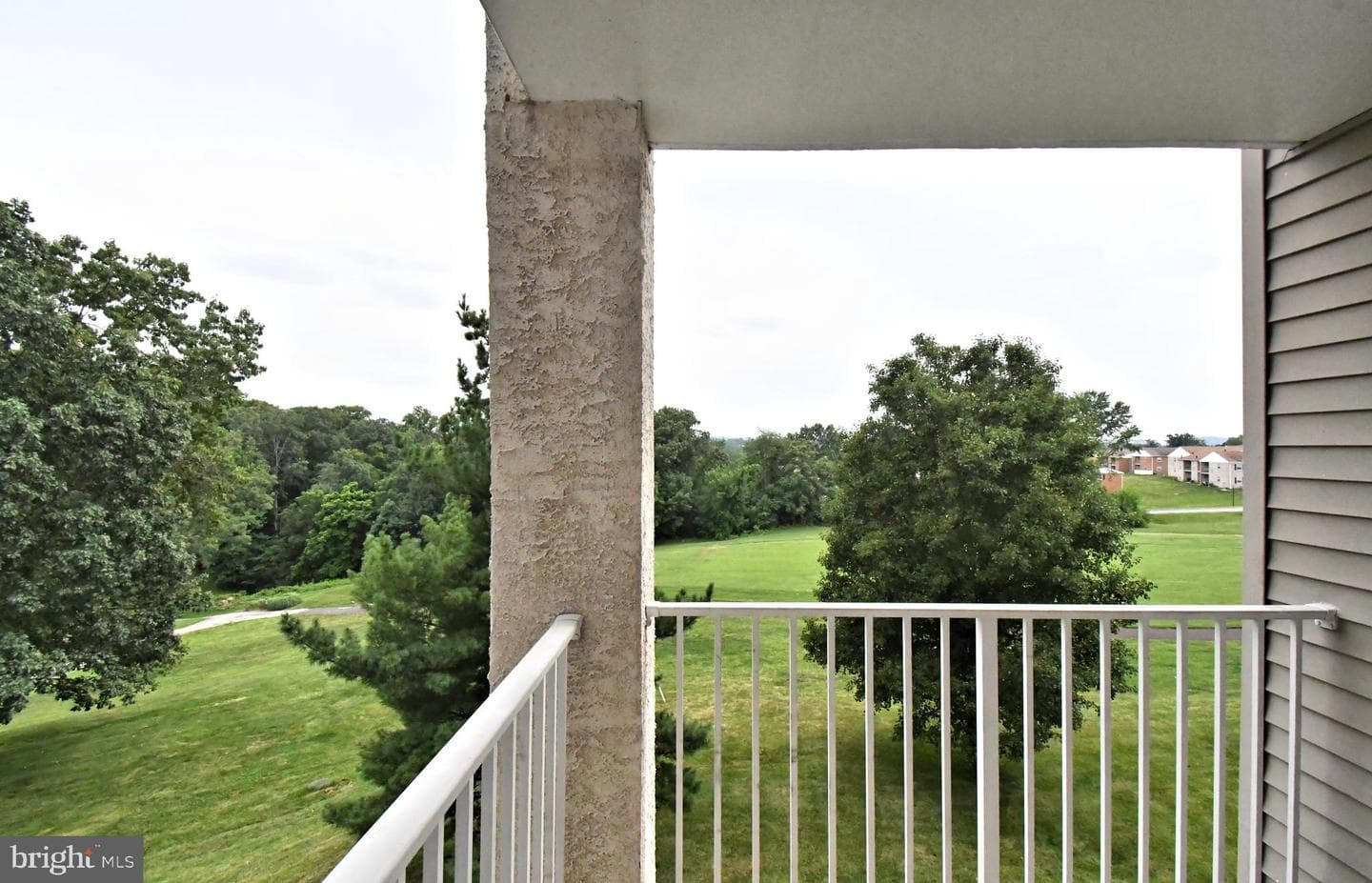 122 Brandon Road photo 48