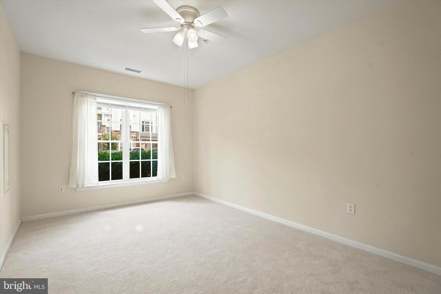 1102 Lilac Court photo 17