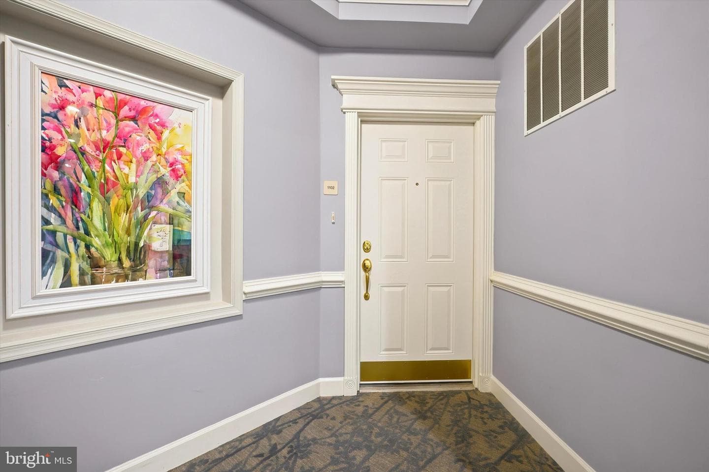 1102 Lilac Court photo 3
