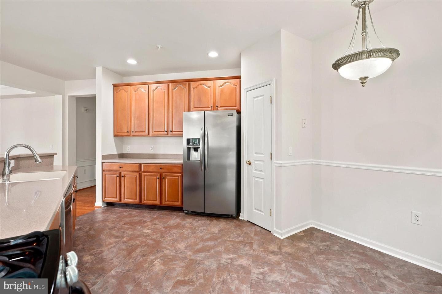1102 Lilac Court photo 5