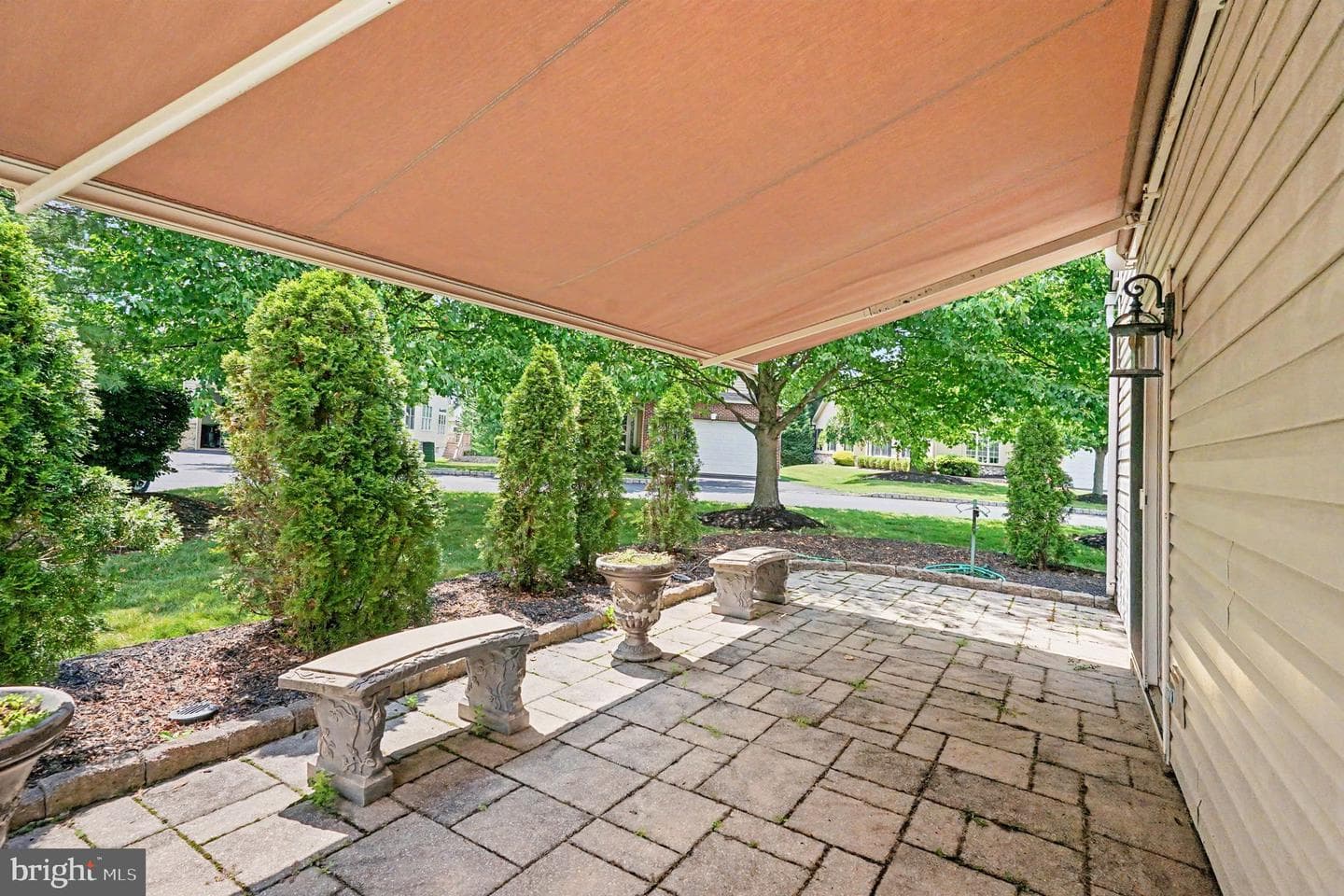 290 Kingsfield Drive photo 31