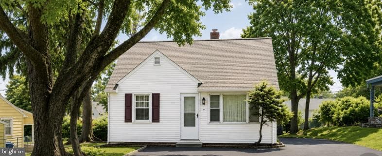 2666 W Moreland Road, Huntingdon Valley