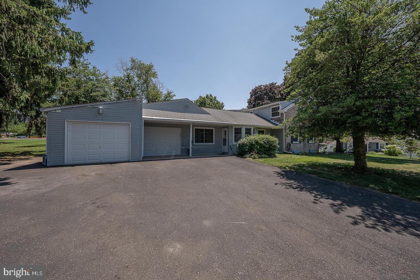 201 Abbeyview Avenue photo 38