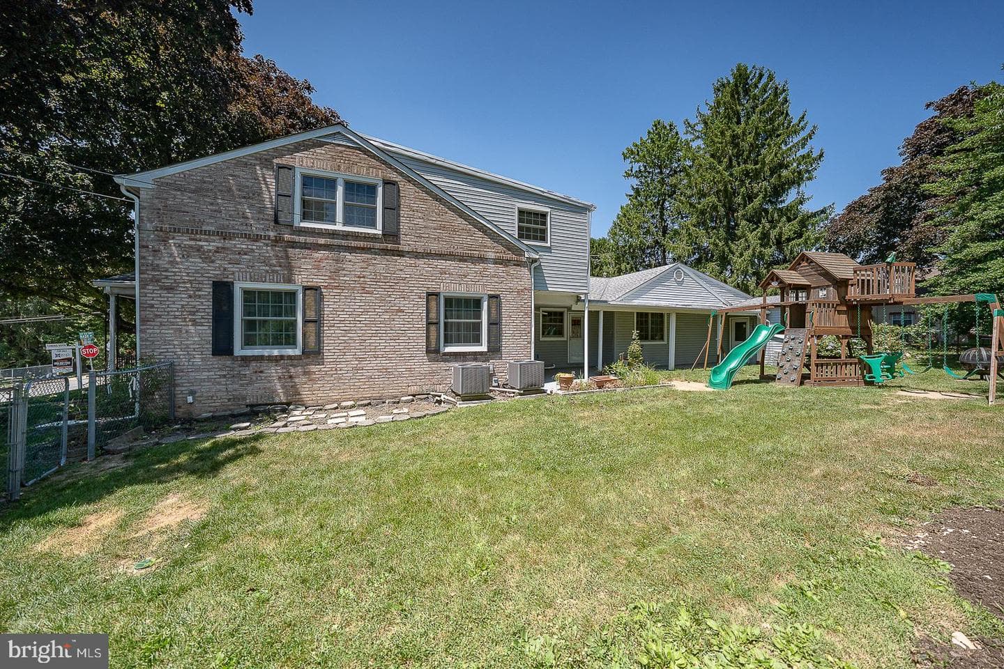 201 Abbeyview Avenue photo 44