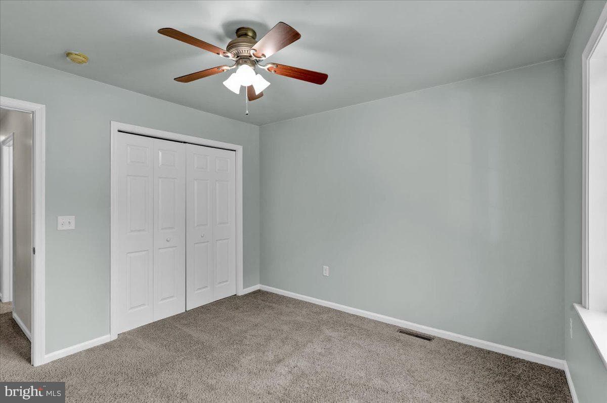 165 Sycamore Boulevard photo 31