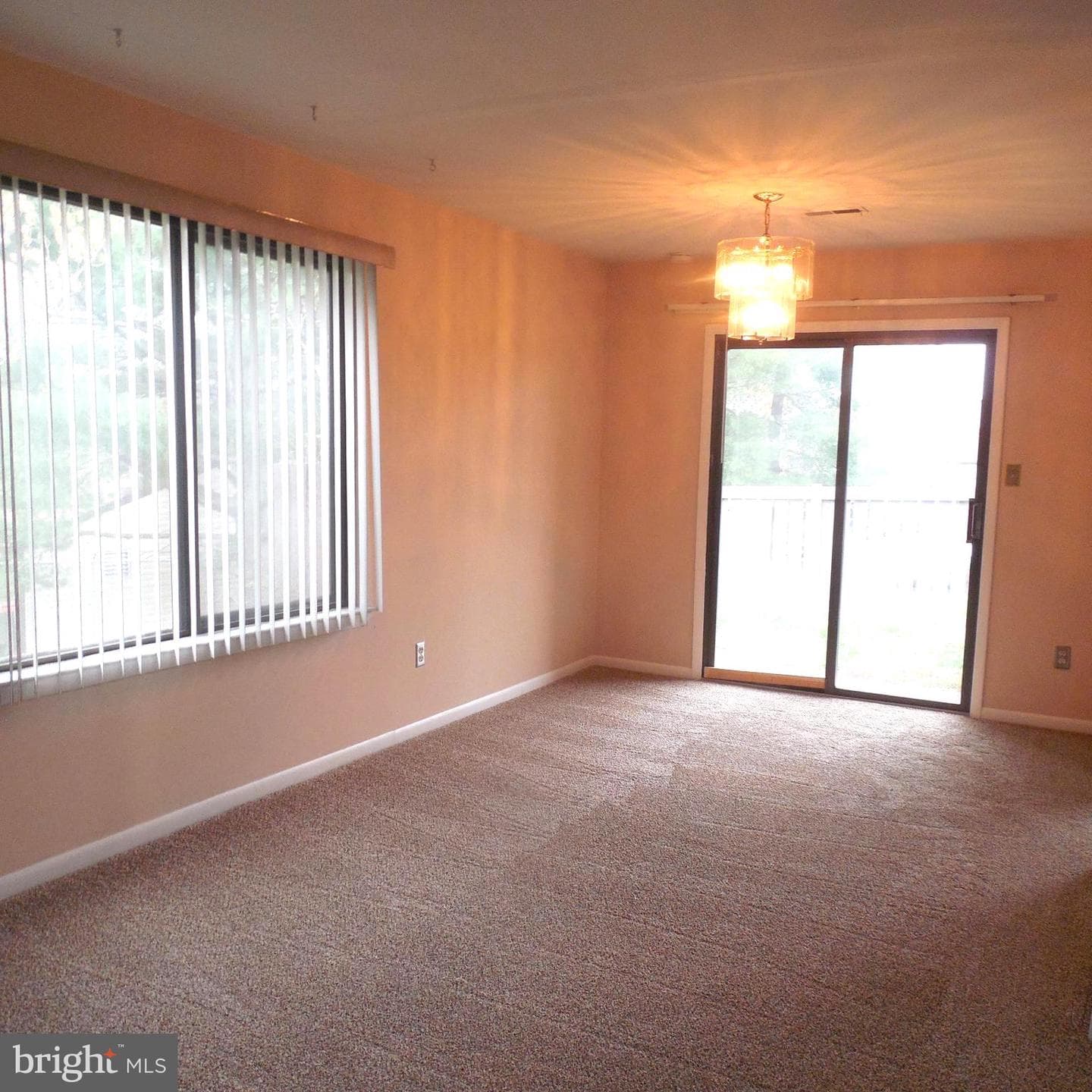347 Bridge Street photo 7