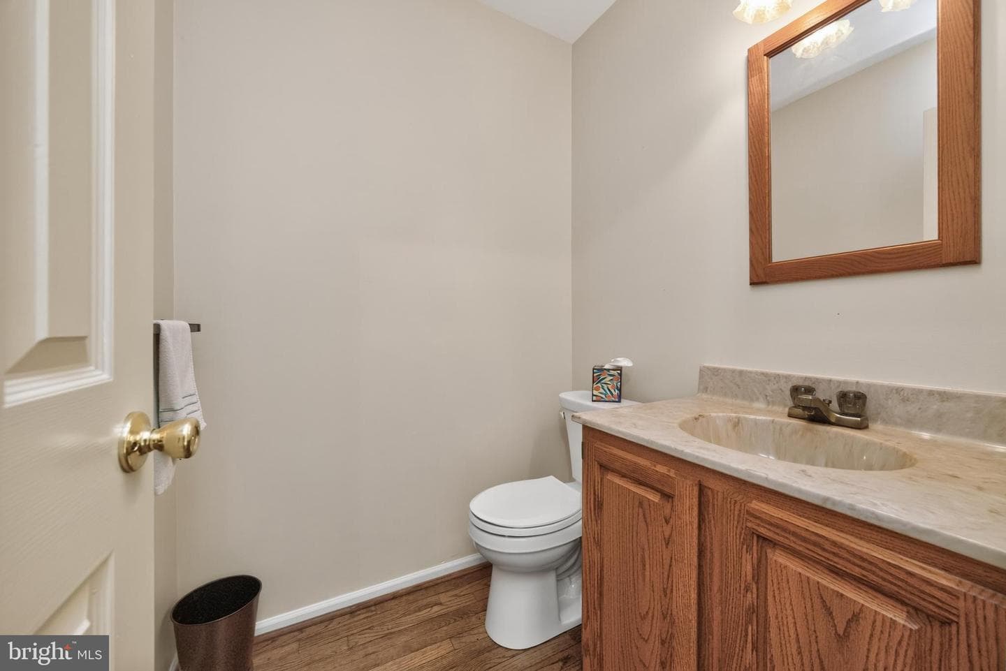 2116 Yorktown North N photo 6