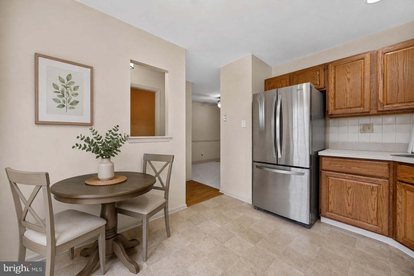 2116 Yorktown North N photo 7
