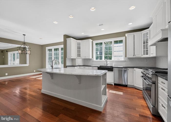 2098 Deep Meadow Lane photo 7
