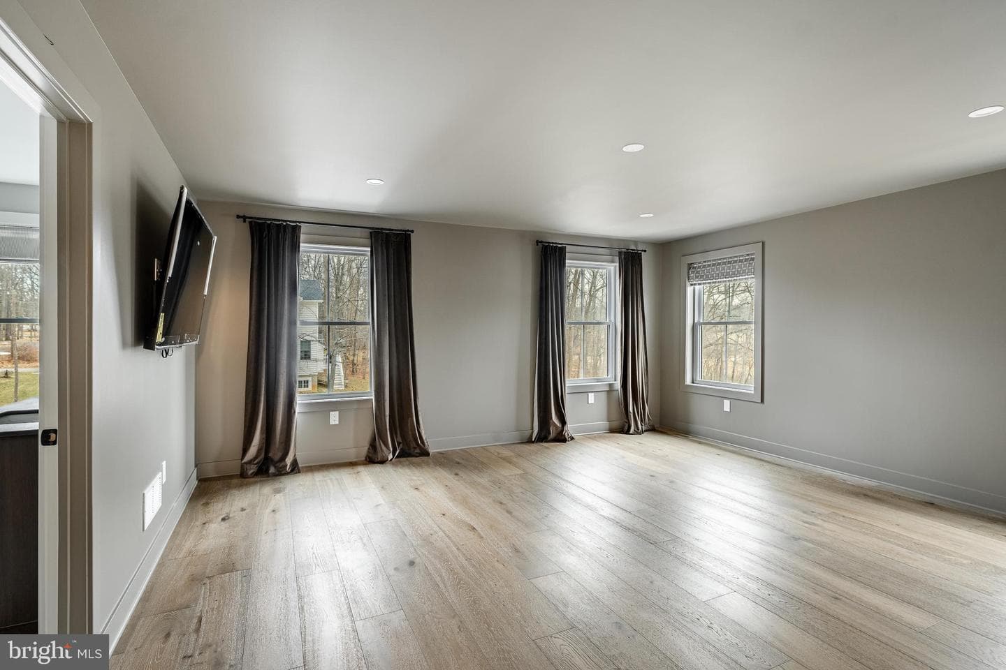 415 W Prospect Avenue photo 12