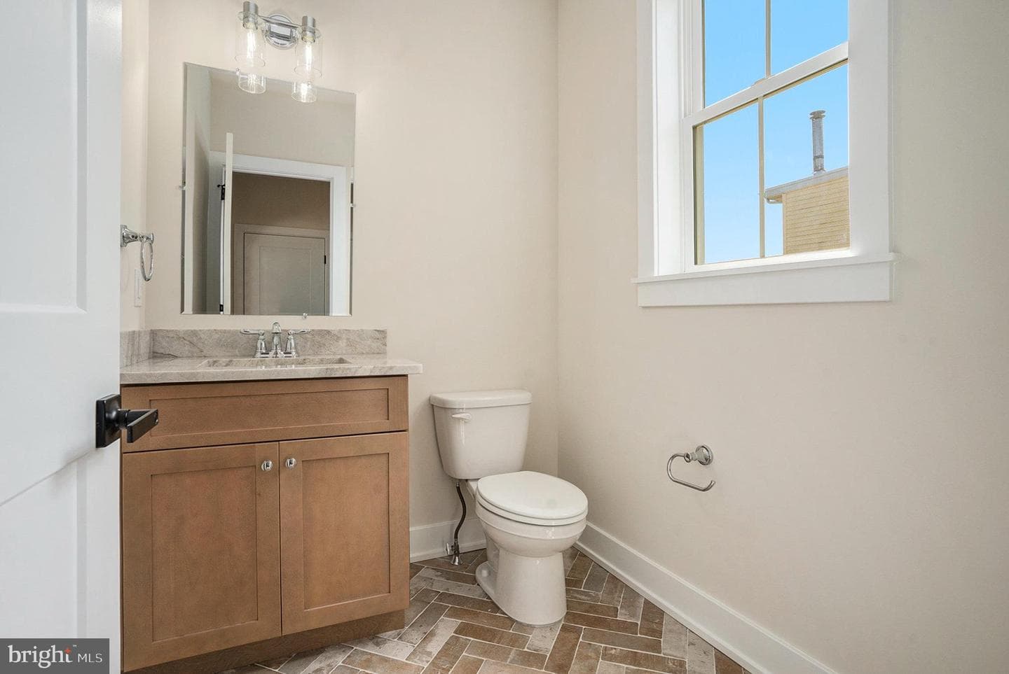 512 Beacon Hill Circle photo 26