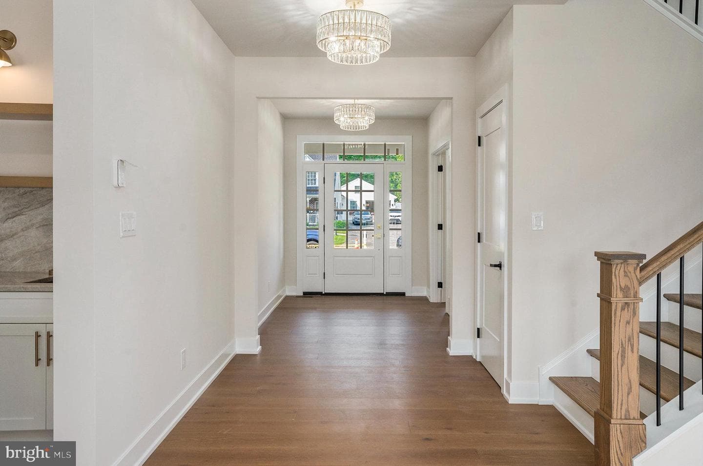 512 Beacon Hill Circle photo 3