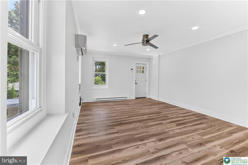1717 Willow Street photo 4