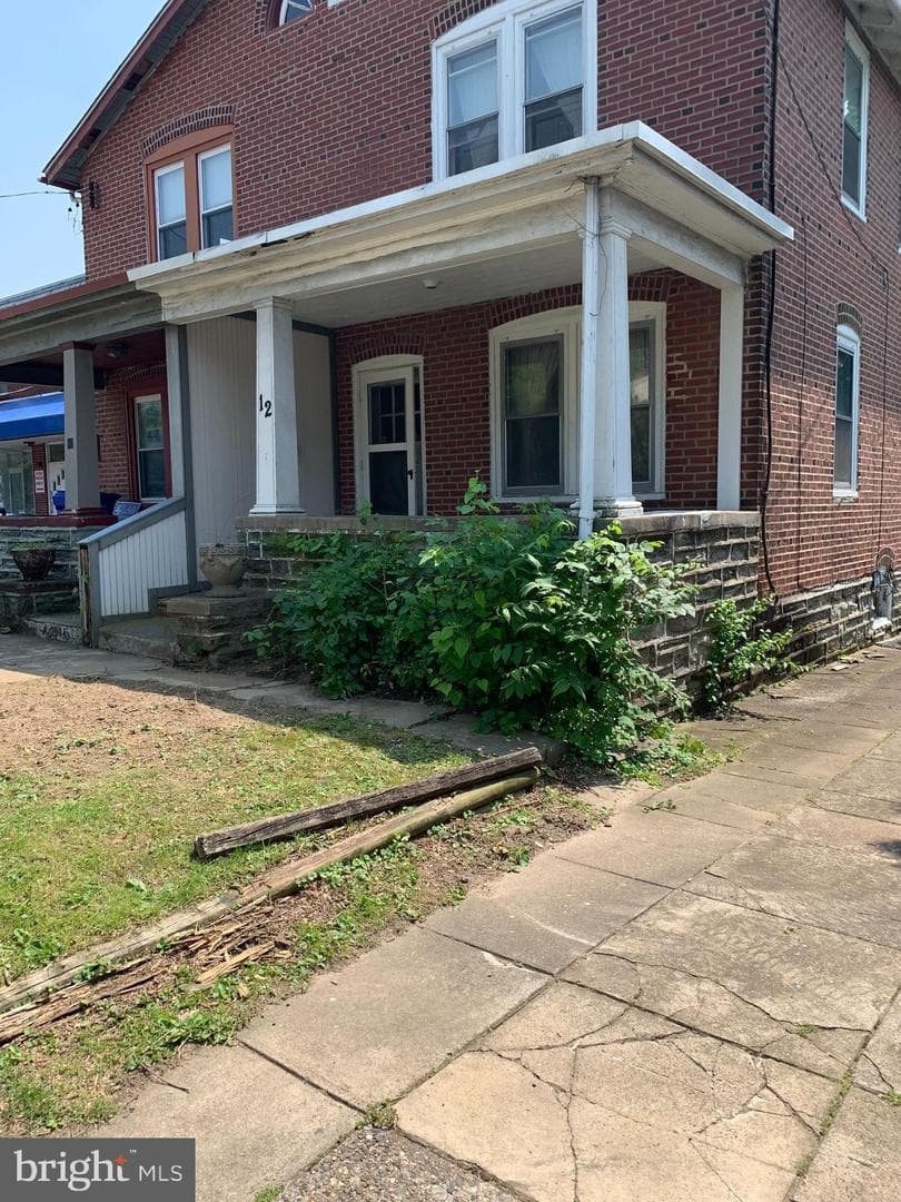 12 Township Line Road photo 1