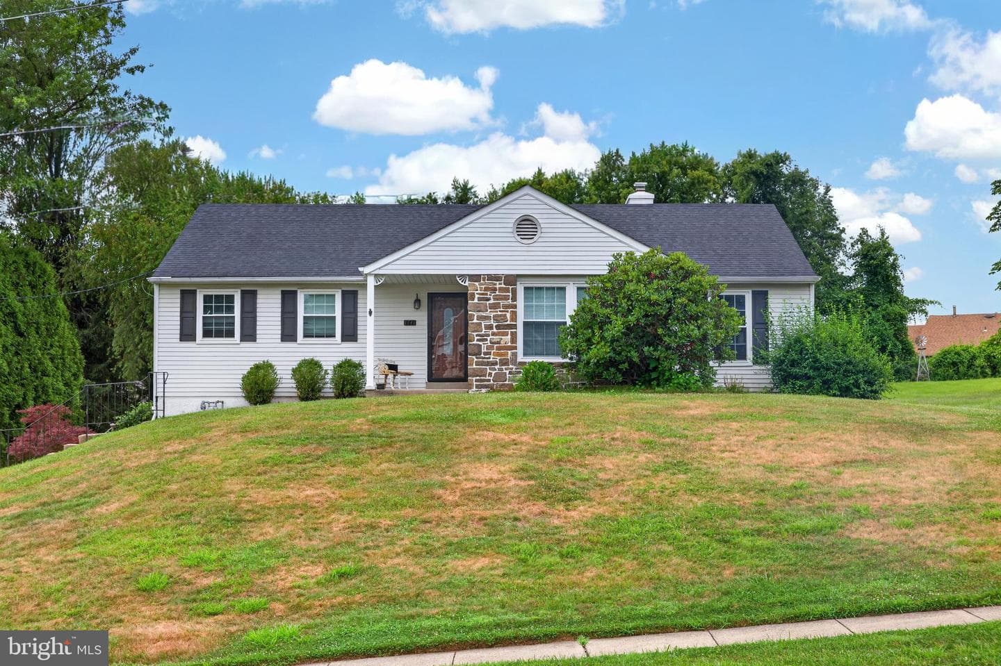 1741 Bantry Drive, Dresher